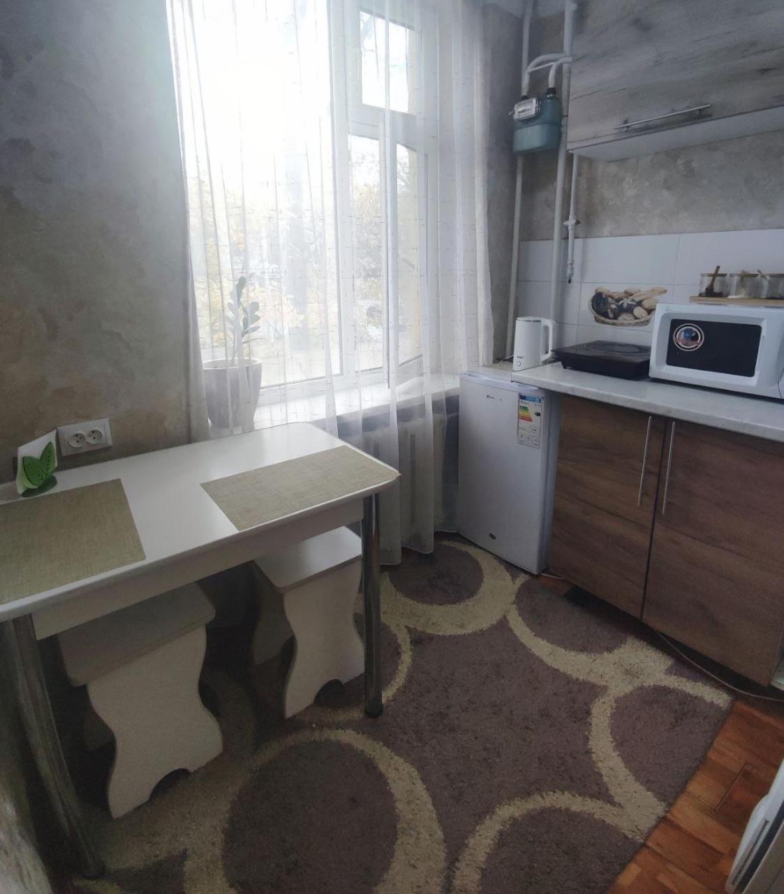Комфортная Квартира Для 2Х Персон Apartamento Bishkek Exterior foto