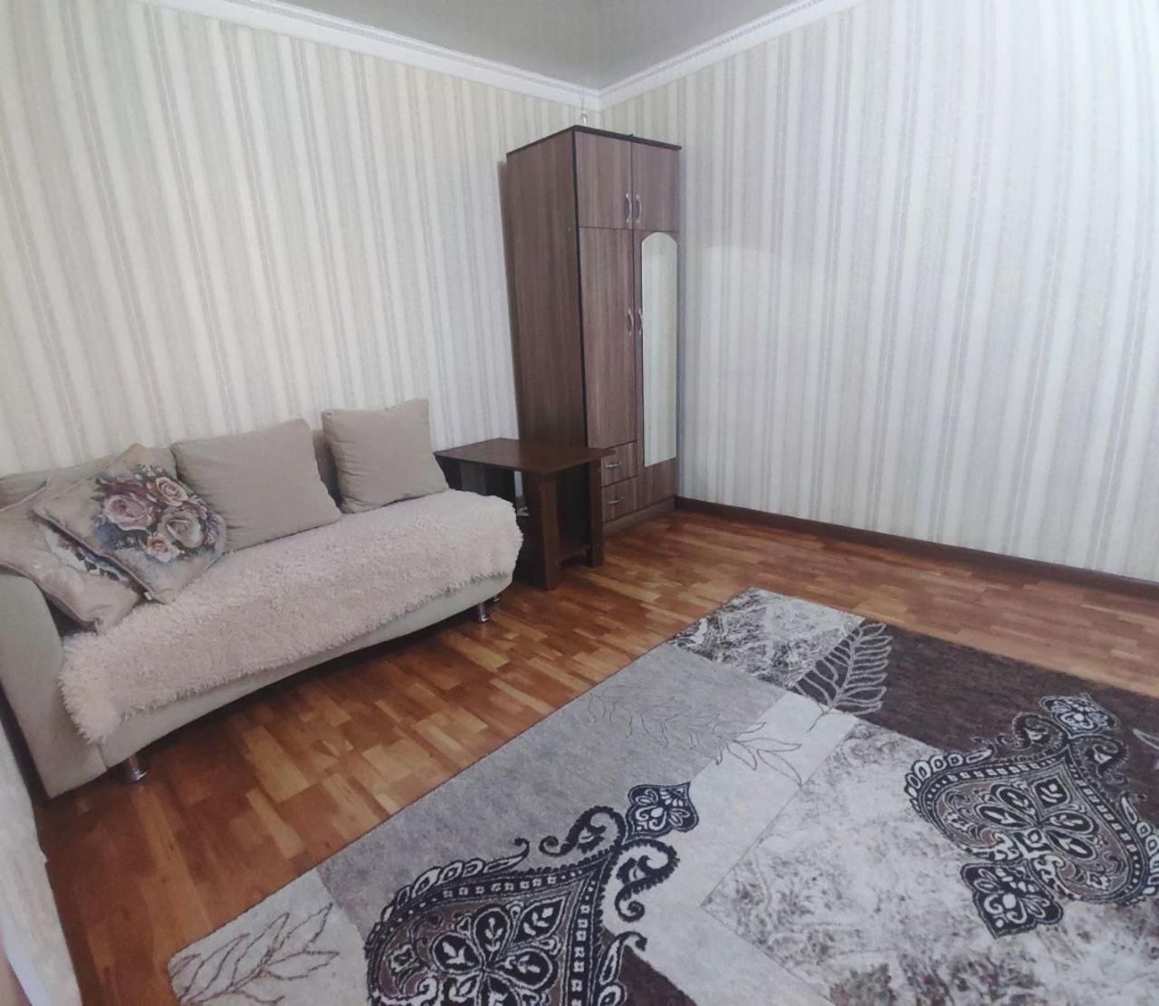 Комфортная Квартира Для 2Х Персон Apartamento Bishkek Exterior foto